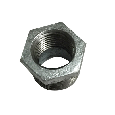 China Diámetro galvanizado 20M M del reductor del buje del tubo de la inmersión caliente del hierro maleable proveedor
