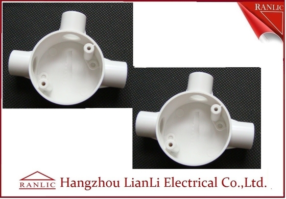 China Caja de conexiones eléctrica BS4568 del conducto del PVC de la ronda de tres vías por encargo proveedor