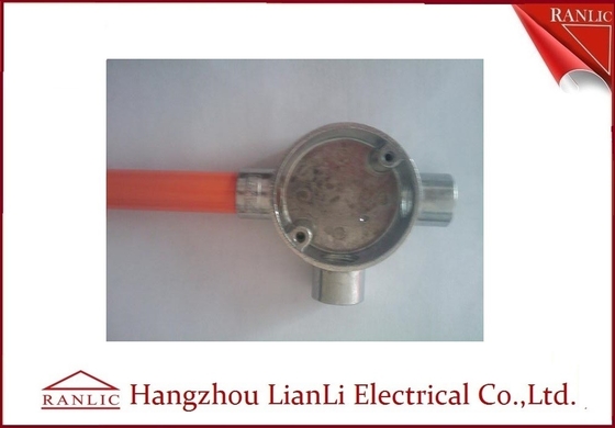 China El PVC cubrió el tubo de acero del conducto del SOLDADO ENROLLADO EN EL EJÉRCITO de BS31 BS4568 en verde/naranja proveedor
